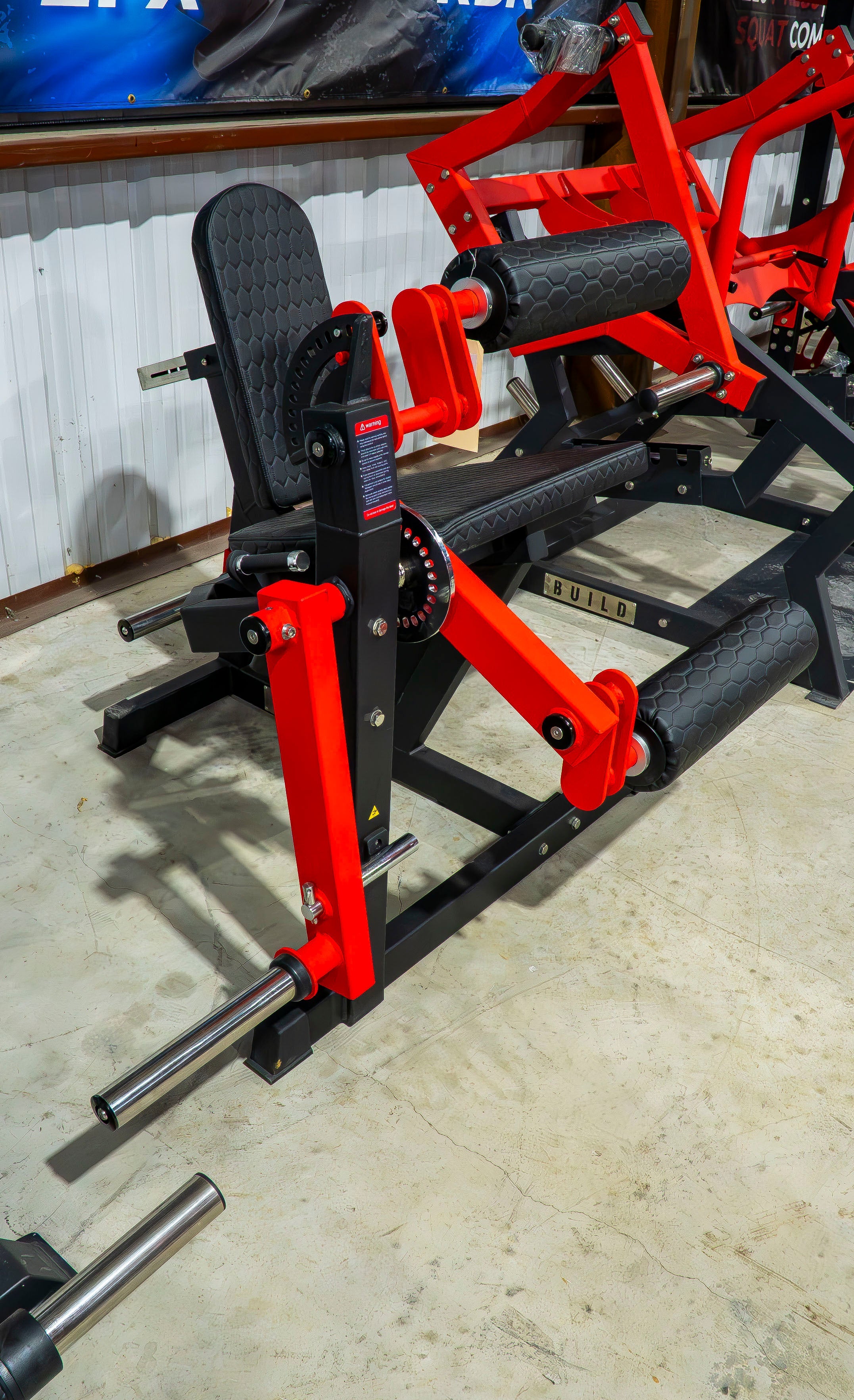 BUILD Plate Loaded Seated Leg Extension / Leg Curl (New)