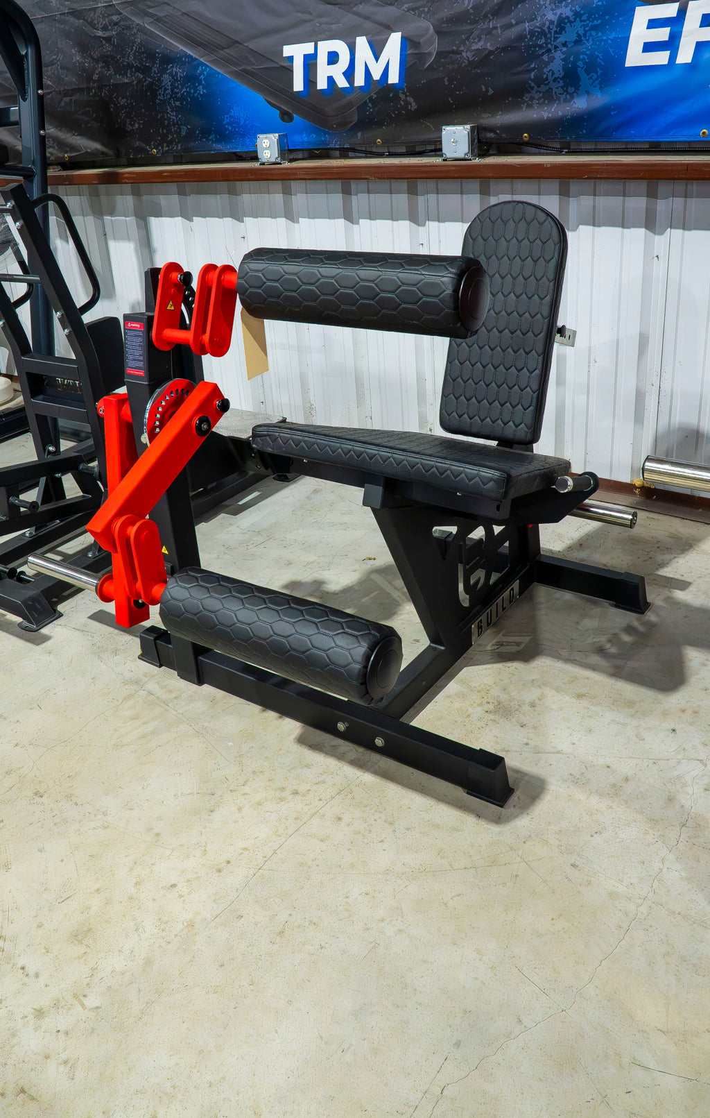 BUILD Plate Loaded Seated Leg Extension / Leg Curl (New)