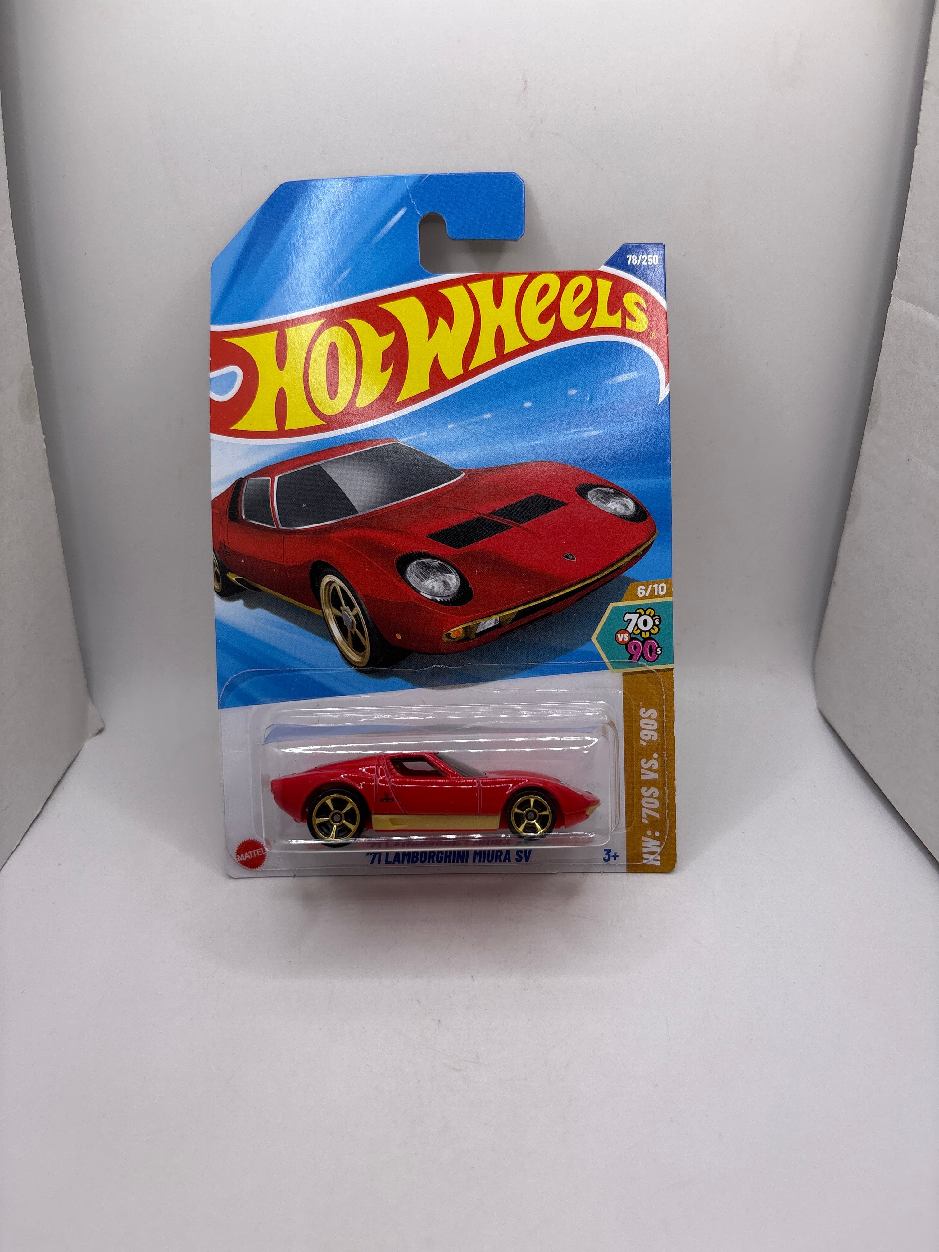 Hot Wheels 71 Lamborghini Miura SV Diecast red