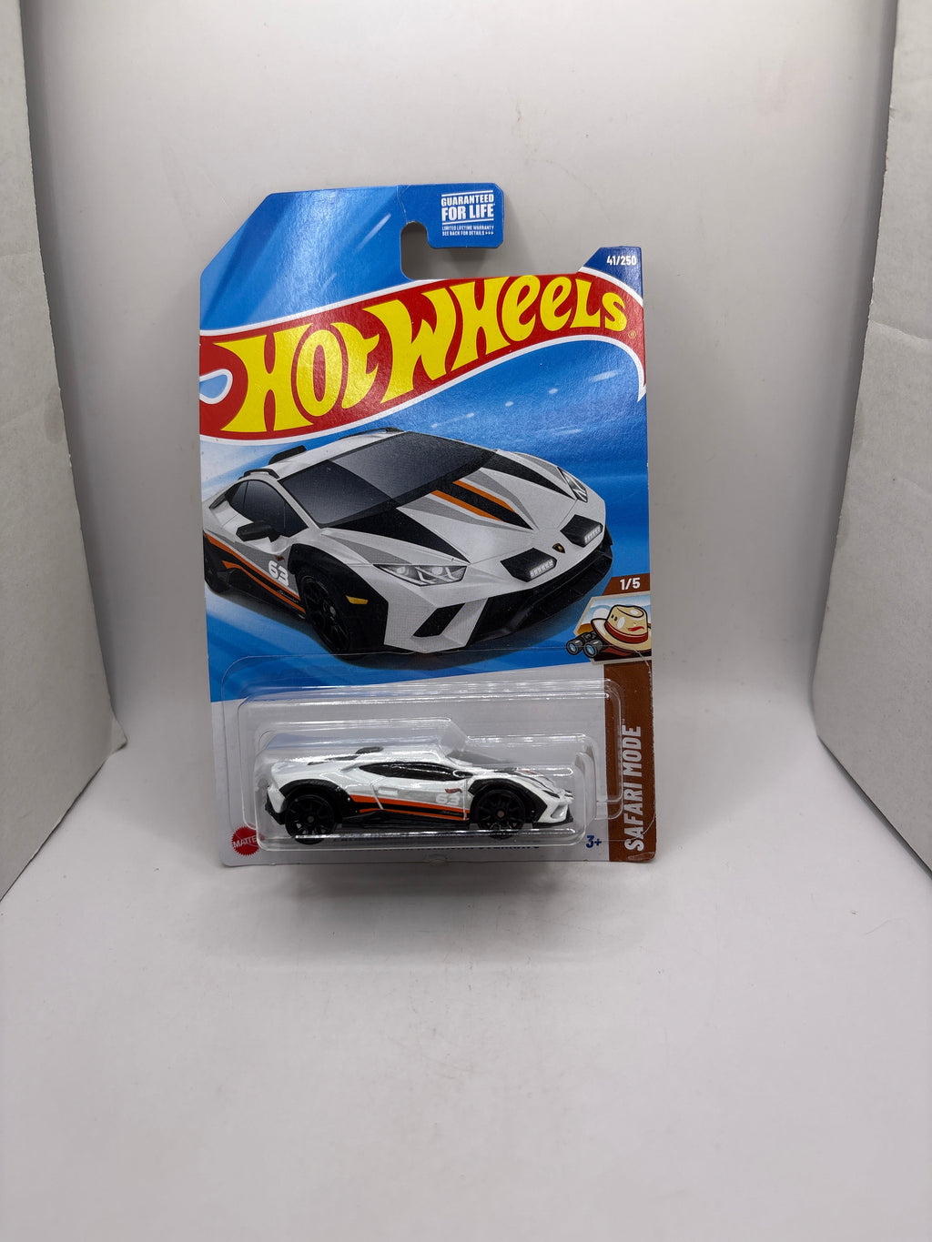 Hot Wheels Lamborghini Huracan Sterrato Diecast white
